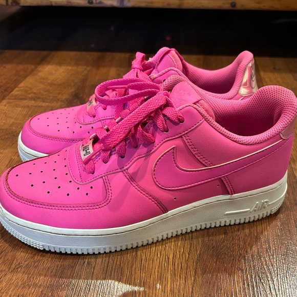Nike Shoes - Nike Women's Air Force 1 ‘07 Low Top Hot Pink US Size 8.5 Sneaker Fuchsia